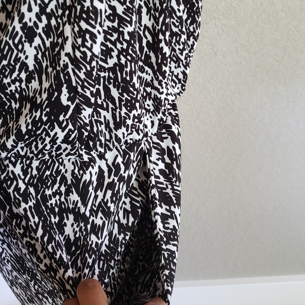 DkNY short Romper - Picture 5 of 8